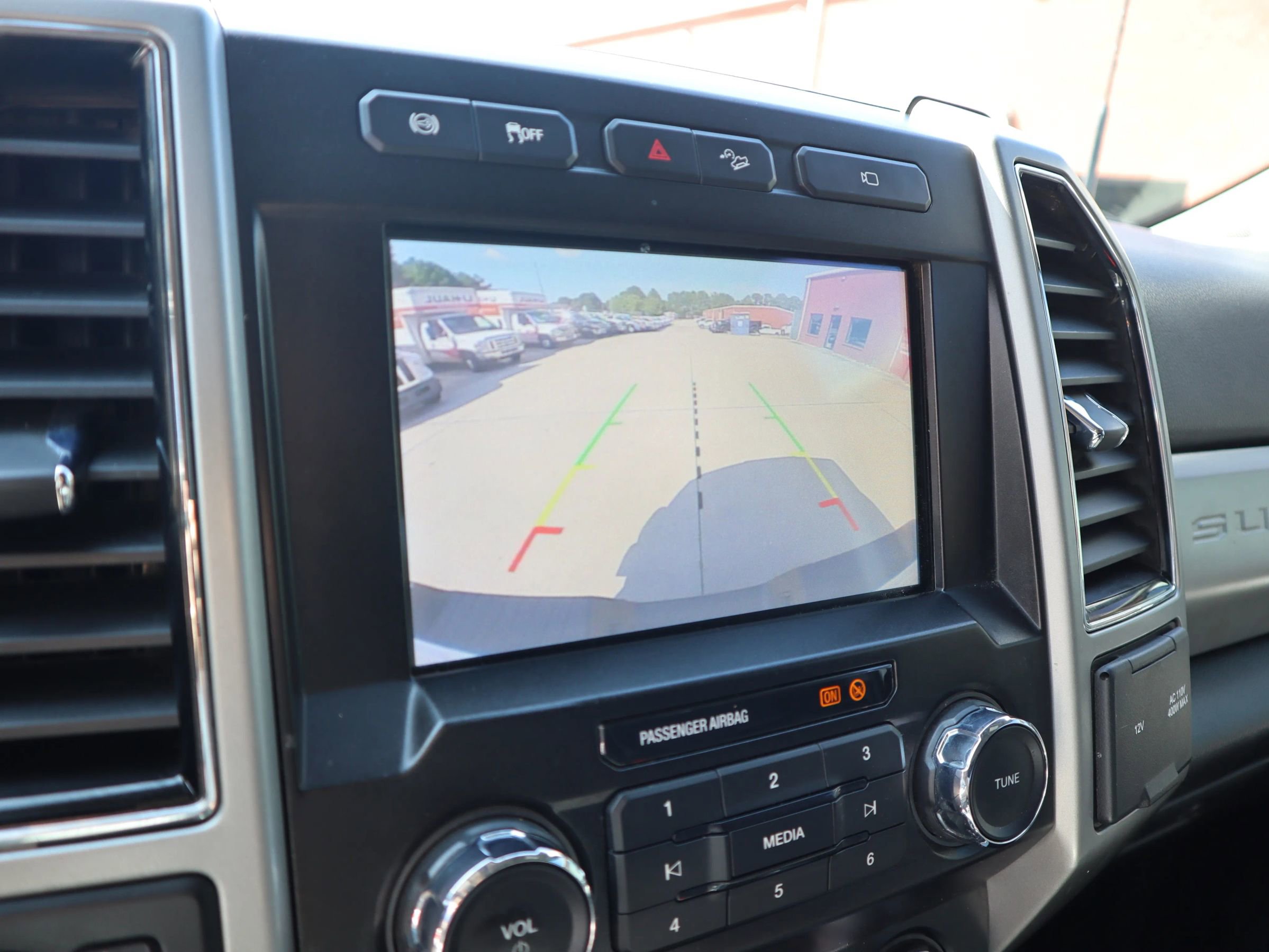 Used 2021 Ford F350 Lariat w/ Lariat Ultimate Package image 18