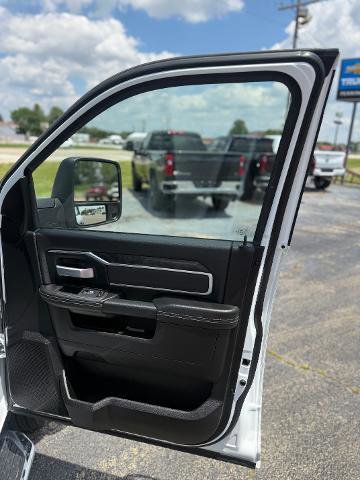 Used 2024 RAM 3500 Big Horn image 26