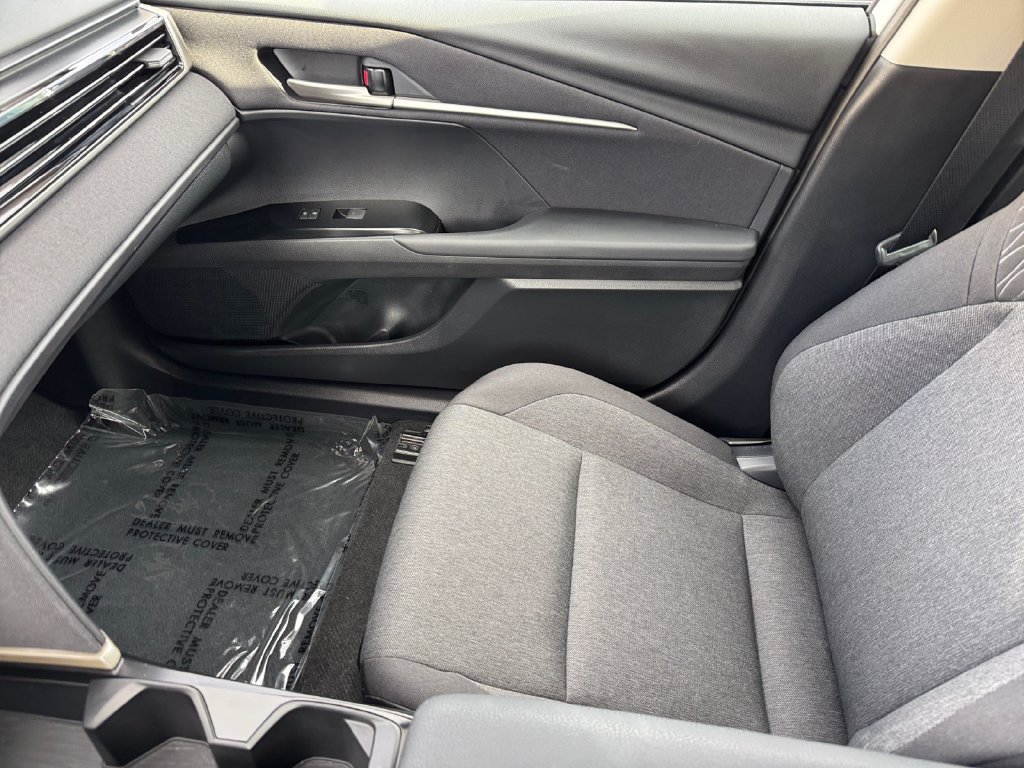 Certified 2025 Toyota Camry LE w/ Convenience Package FWD image 30