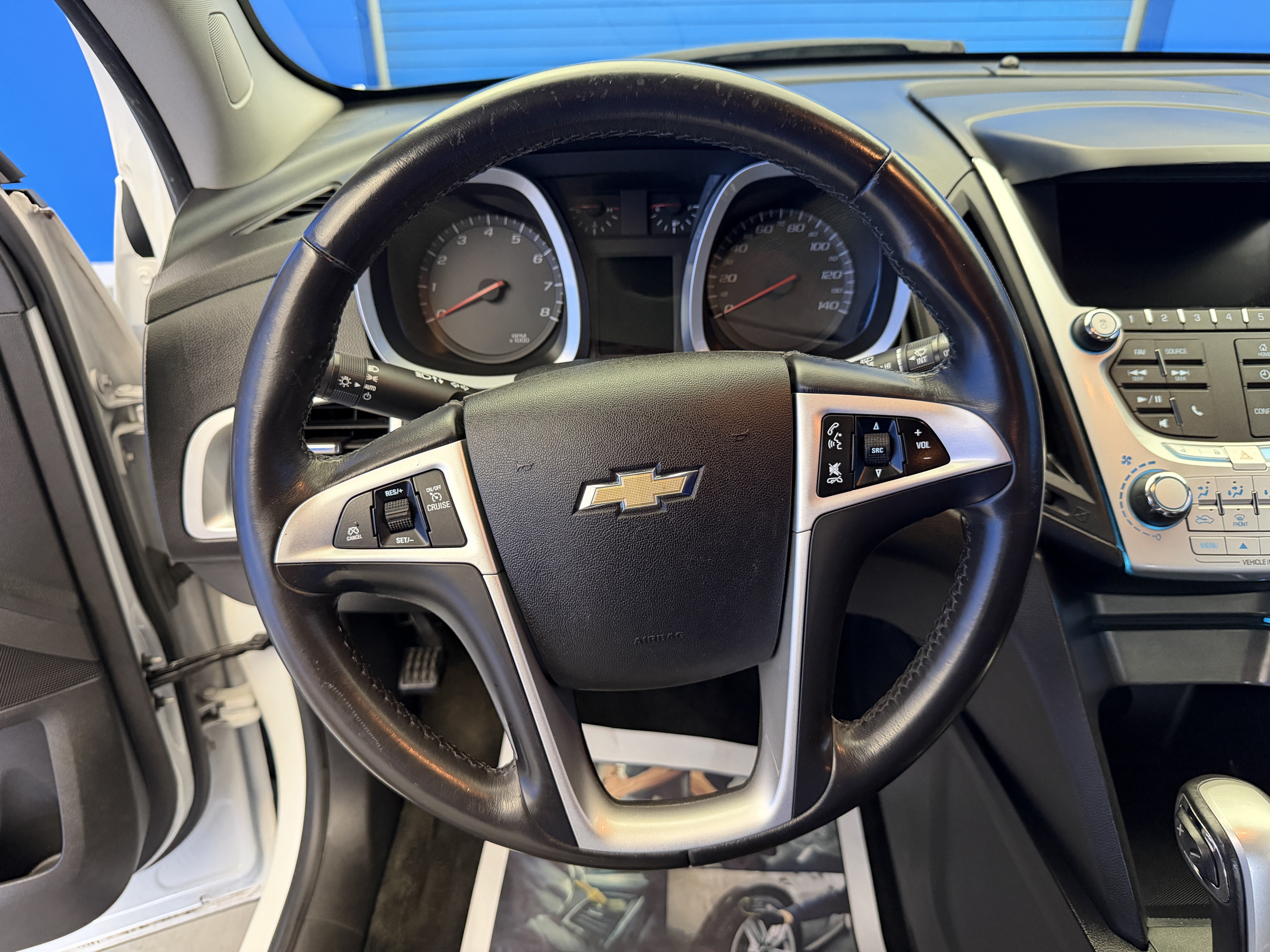 Used 2015 Chevrolet Equinox LT w/ Driver Convenience Package FWD image 14