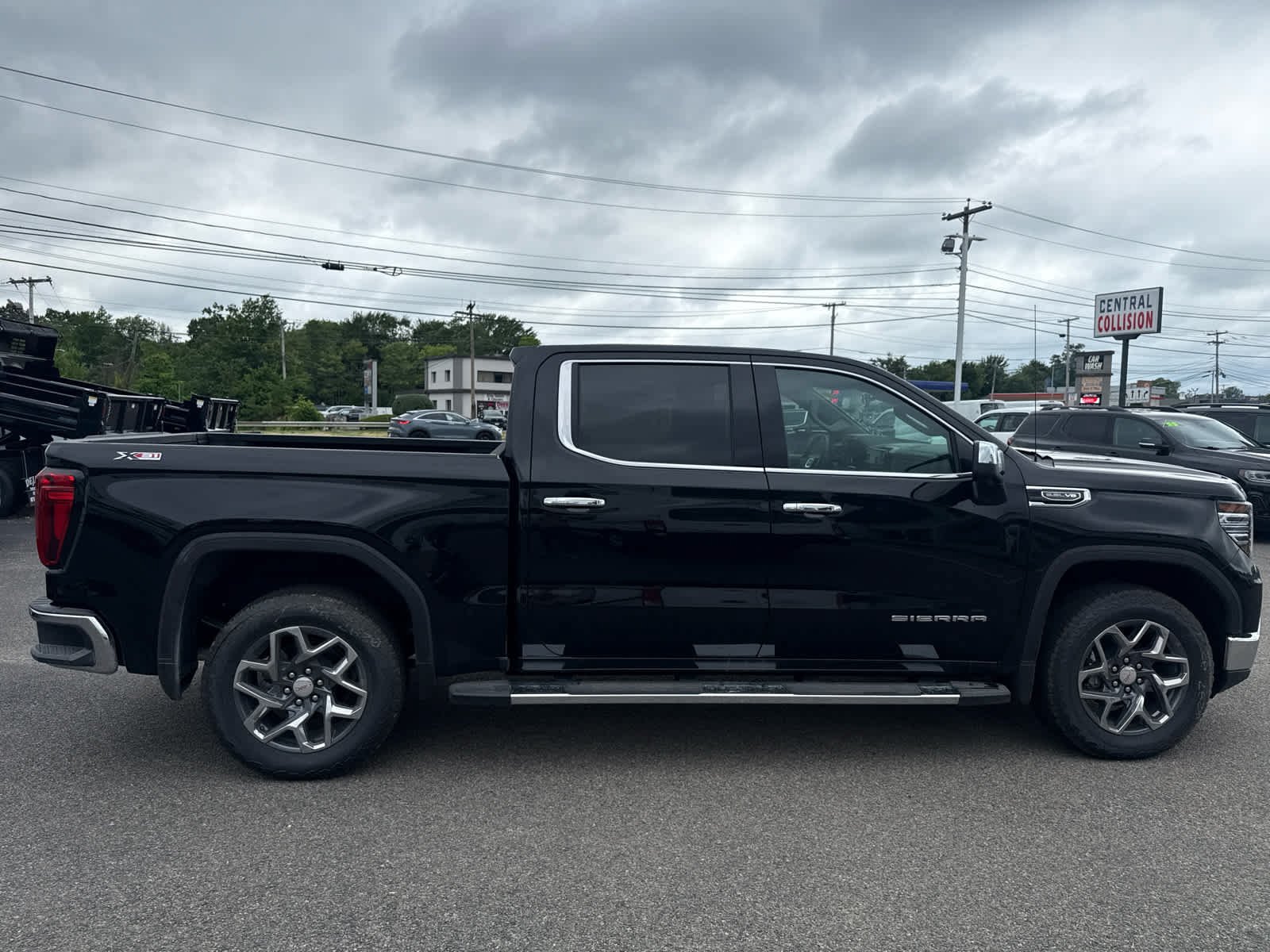 New 2026 GMC Sierra 1500 SLT w/ SLT Premium Plus Package AWD/4WD image 6