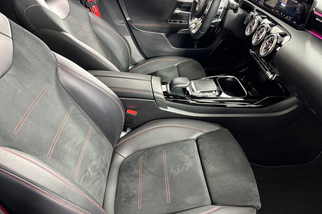 Certified 2023 Mercedes-Benz CLA 35 AMG 4MATIC image 20