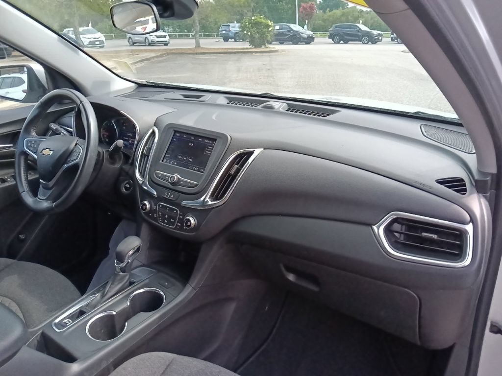 Used 2022 Chevrolet Equinox LT FWD image 33