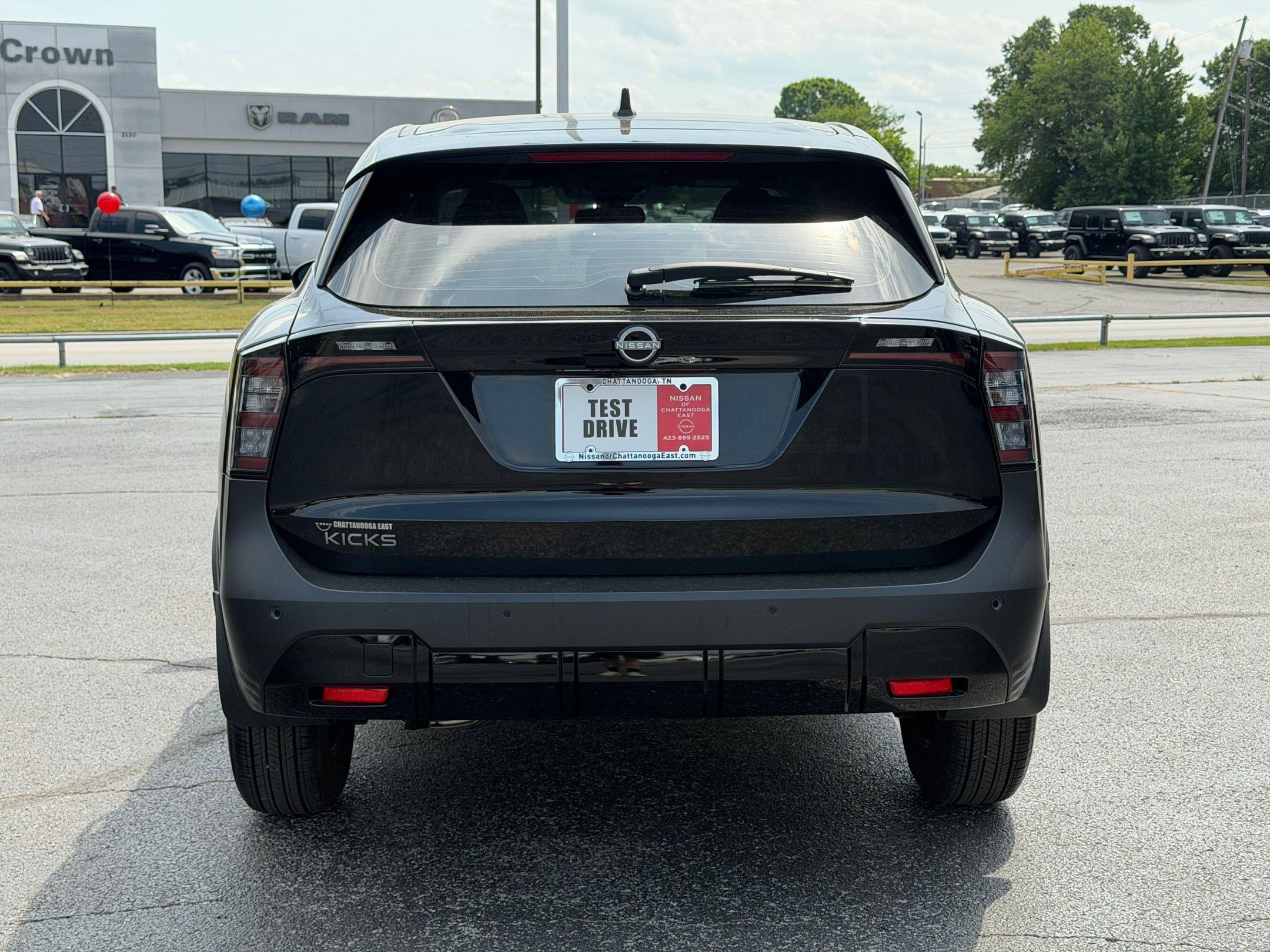 Certified 2025 Nissan Kicks S image 10