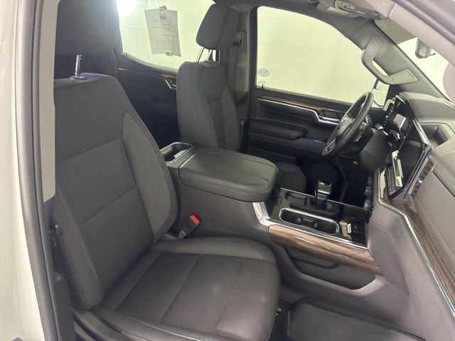 Used 2024 Chevrolet Silverado 1500 LT Trail Boss w/ Convenience Package II AWD/4WD image 14
