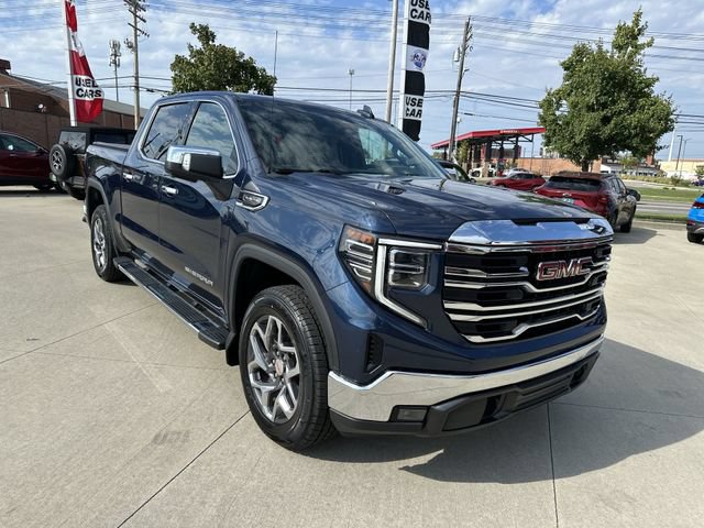 Certified 2023 GMC Sierra 1500 SLT w/ SLT Premium Package AWD/4WD image 11