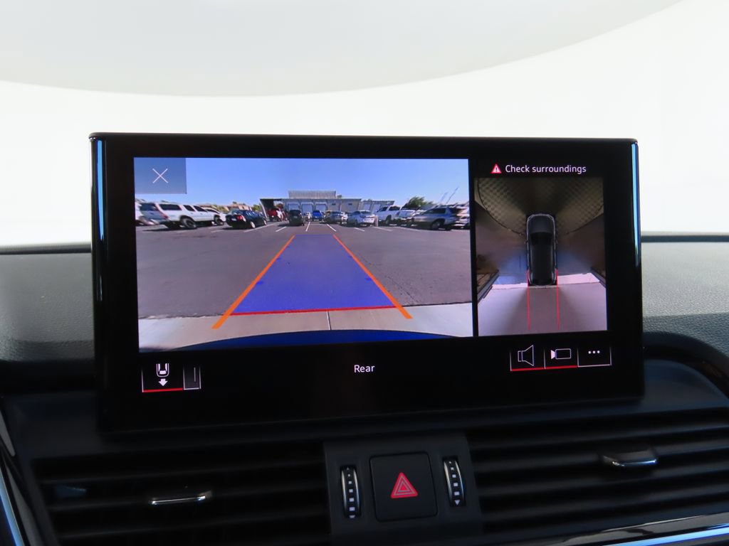 Used 2025 Audi Q5 e Premium Plus w/ Premium Plus Package image 16