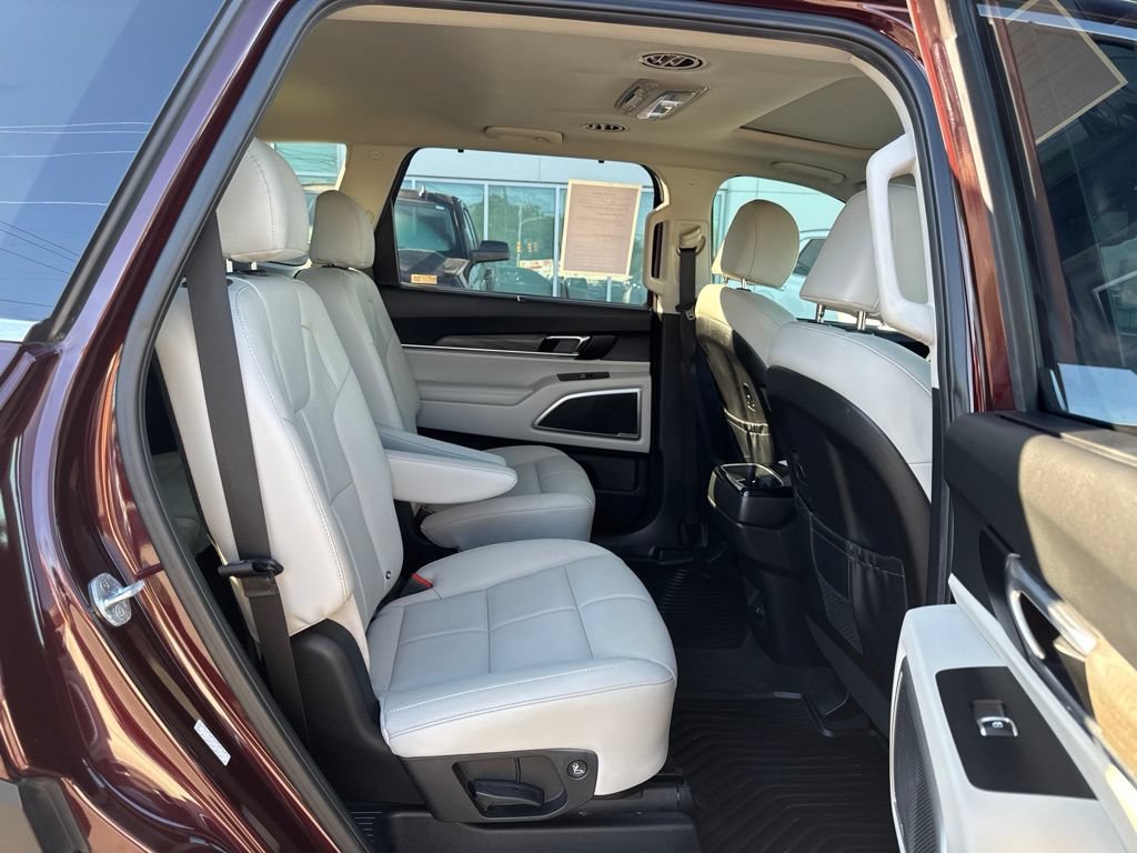 Used 2022 Kia Telluride EX w/ EX Premium Package FWD image 22
