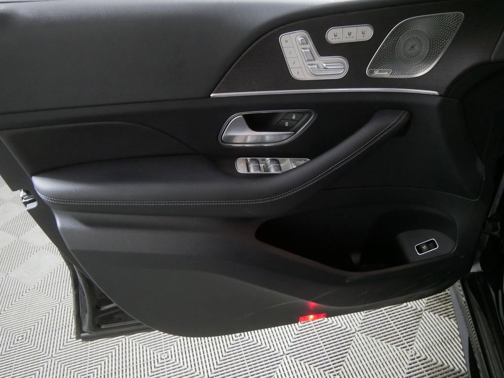 Used 2022 Mercedes-Benz GLE 350 4MATIC image 11