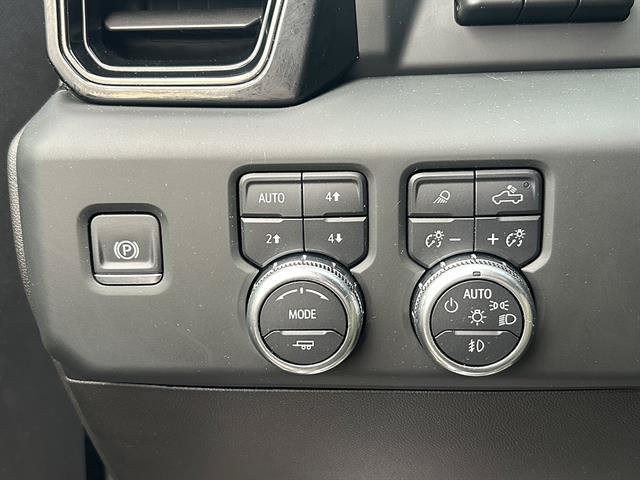 Certified 2024 GMC Sierra 1500 AT4 w/ Technology Package AWD/4WD image 19