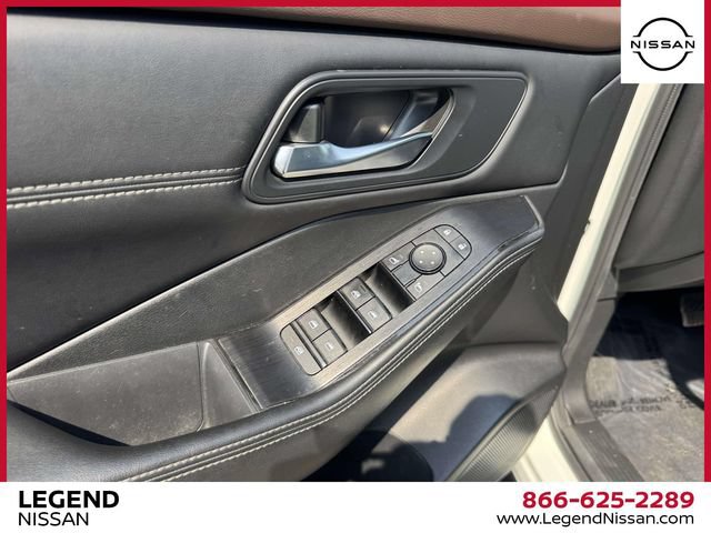 Certified 2023 Nissan Rogue SV w/ SV Premium B Package AWD/4WD image 15