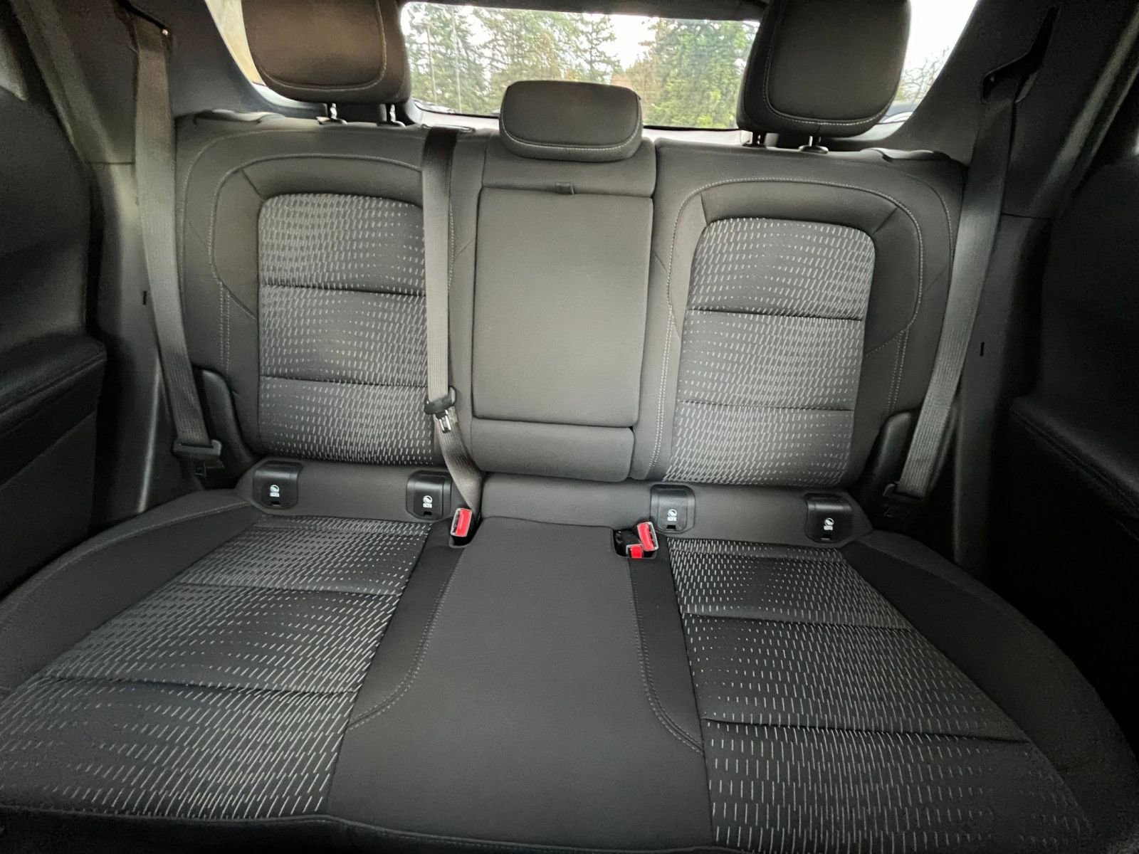 Used 2025 Chevrolet Equinox LT image 38