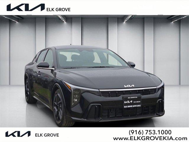 New 2025 Kia K4 GT-Line image 1