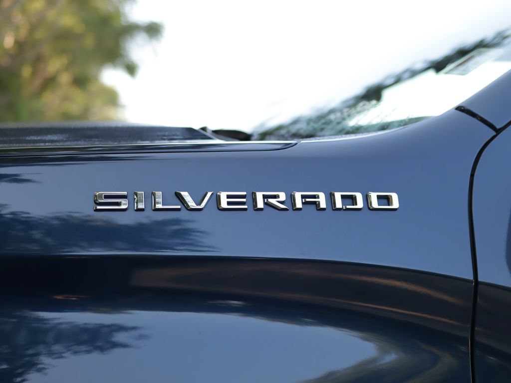 Used 2023 Chevrolet Silverado 1500 LT AWD/4WD image 33