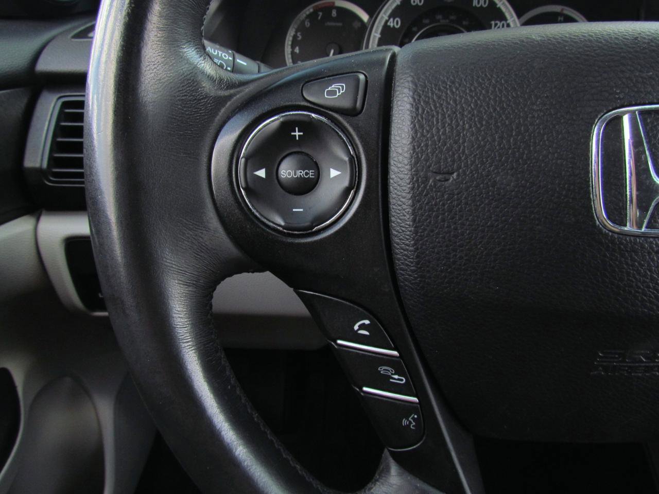 Used 2014 Honda Accord EX-L image 25