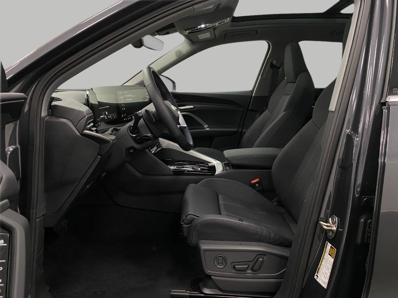 Used 2025 Audi Q5 Premium Plus image 30