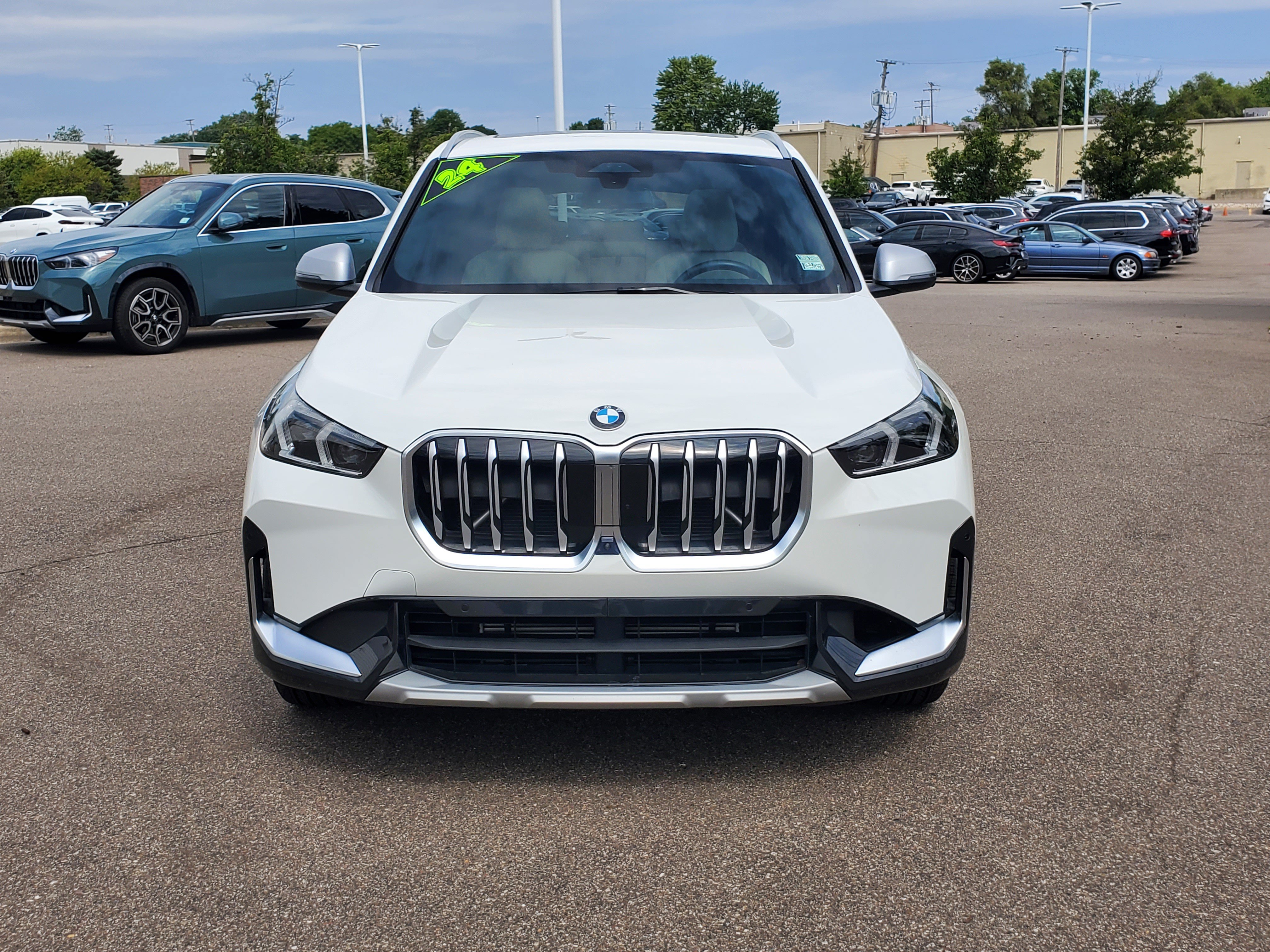Certified 2024 BMW X1 xDrive28i w/ Premium Package AWD/4WD image 8