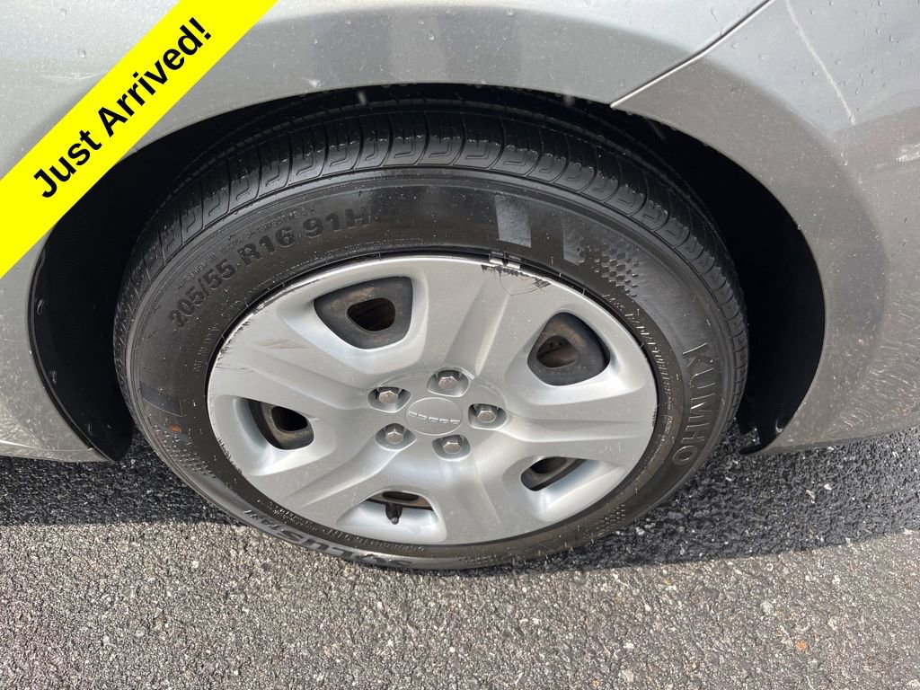 Used 2013 Dodge Dart SE w/ Value Group FWD image 11