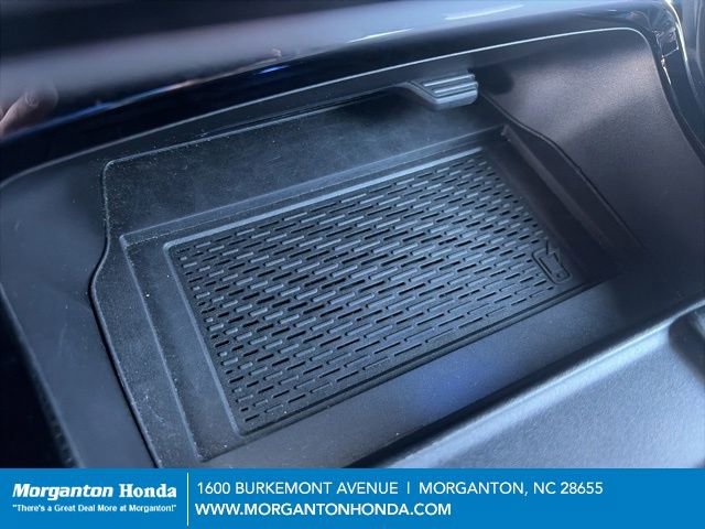 Used 2025 Mercedes-Benz CLA 250 4MATIC image 24