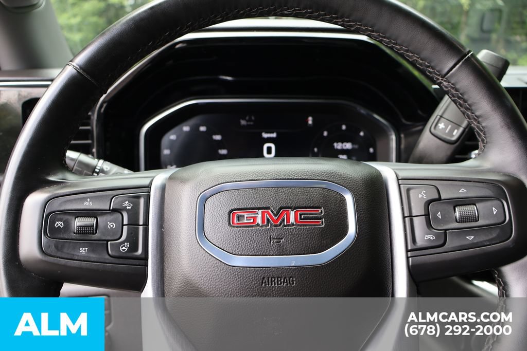 Used 2025 GMC Sierra 1500 SLT RWD image 30