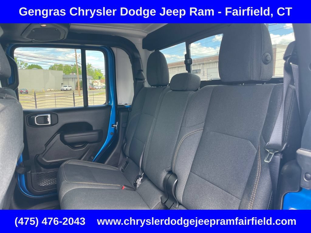 Certified 2025 Jeep Gladiator Sport AWD/4WD image 34