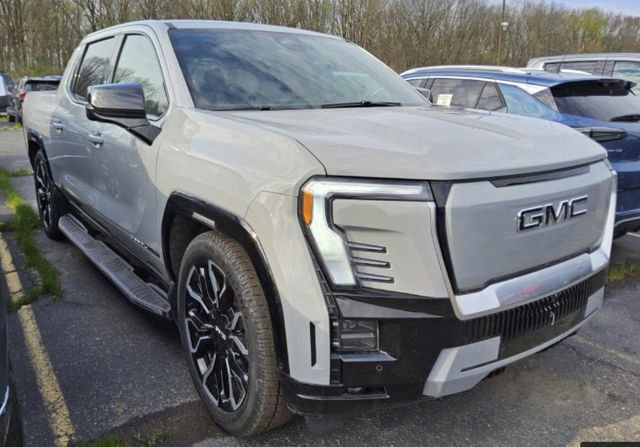 Certified 2024 GMC Sierra EV Denali AWD/4WD image 3
