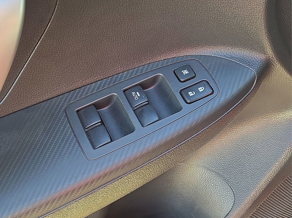 Used 2025 Mitsubishi Eclipse Cross SE image 23