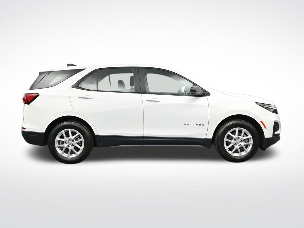 Used 2024 Chevrolet Equinox LS image 6