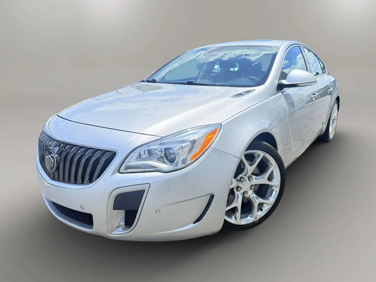 Used 2017 Buick Regal GS w/ Driver Confidence Package #2 FWD image 1