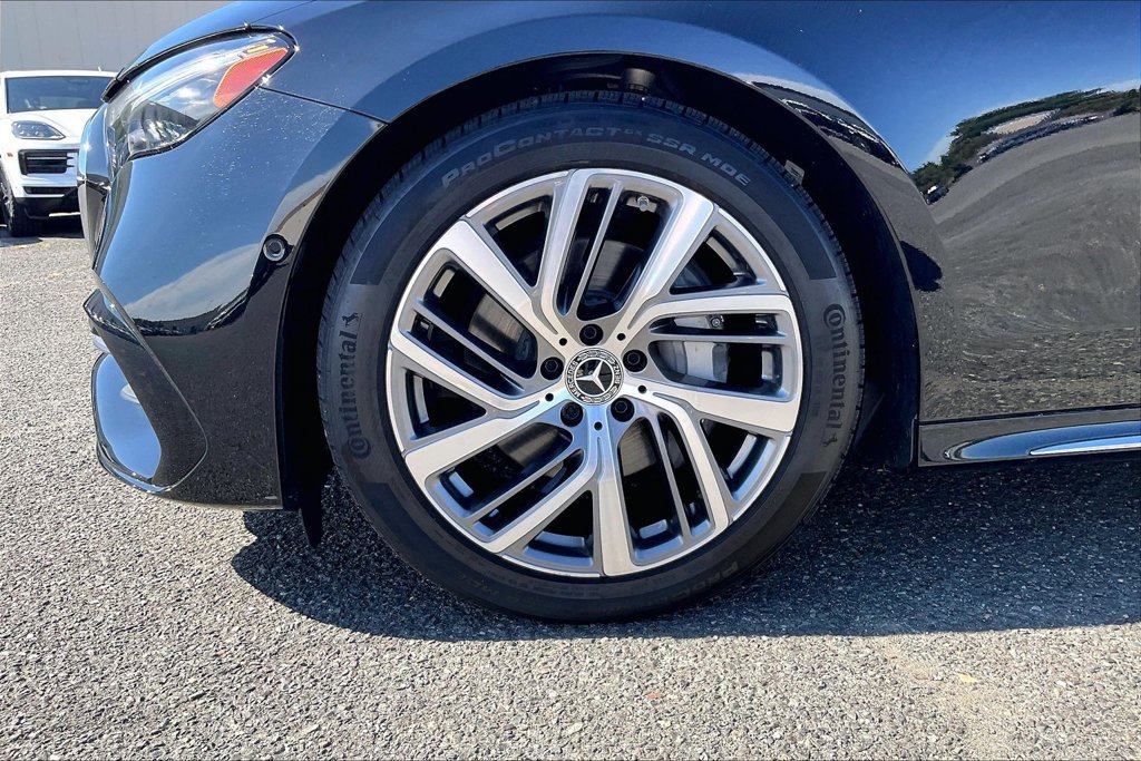 Used 2026 Mercedes-Benz E 350 4MATIC Sedan image 8