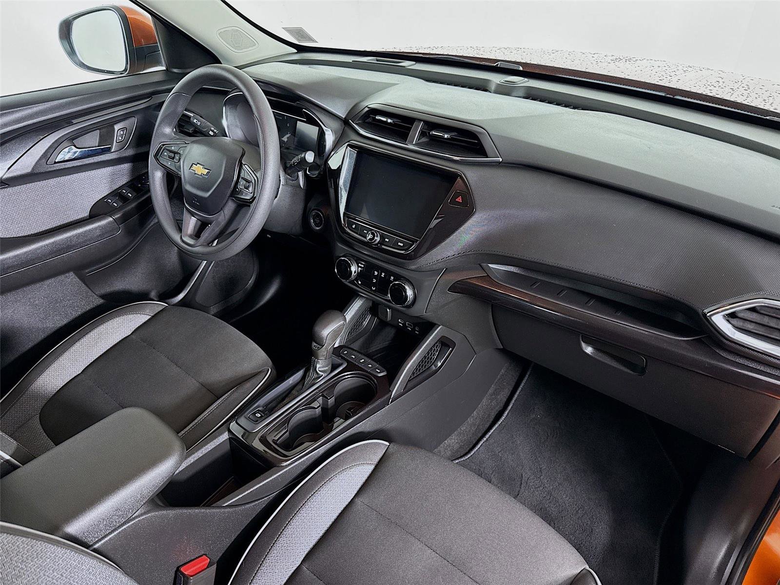 Used 2023 Chevrolet TrailBlazer LT w/ Convenience Package image 27