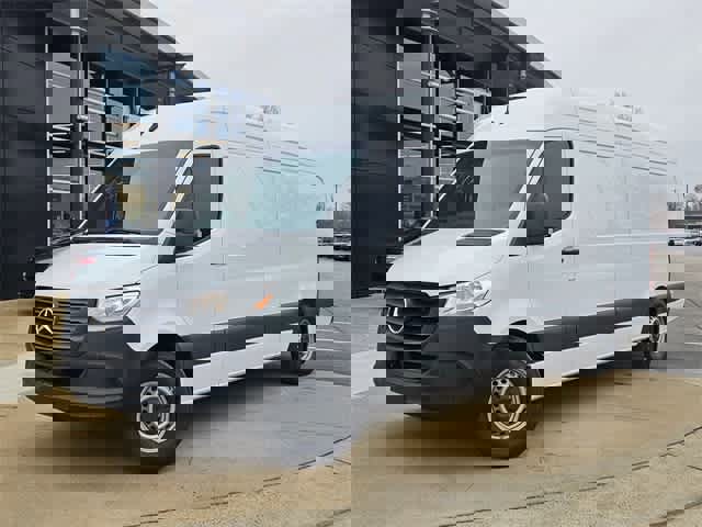 Used 2024 Mercedes-Benz Sprinter 2500 w/ Acoustic Package image 1