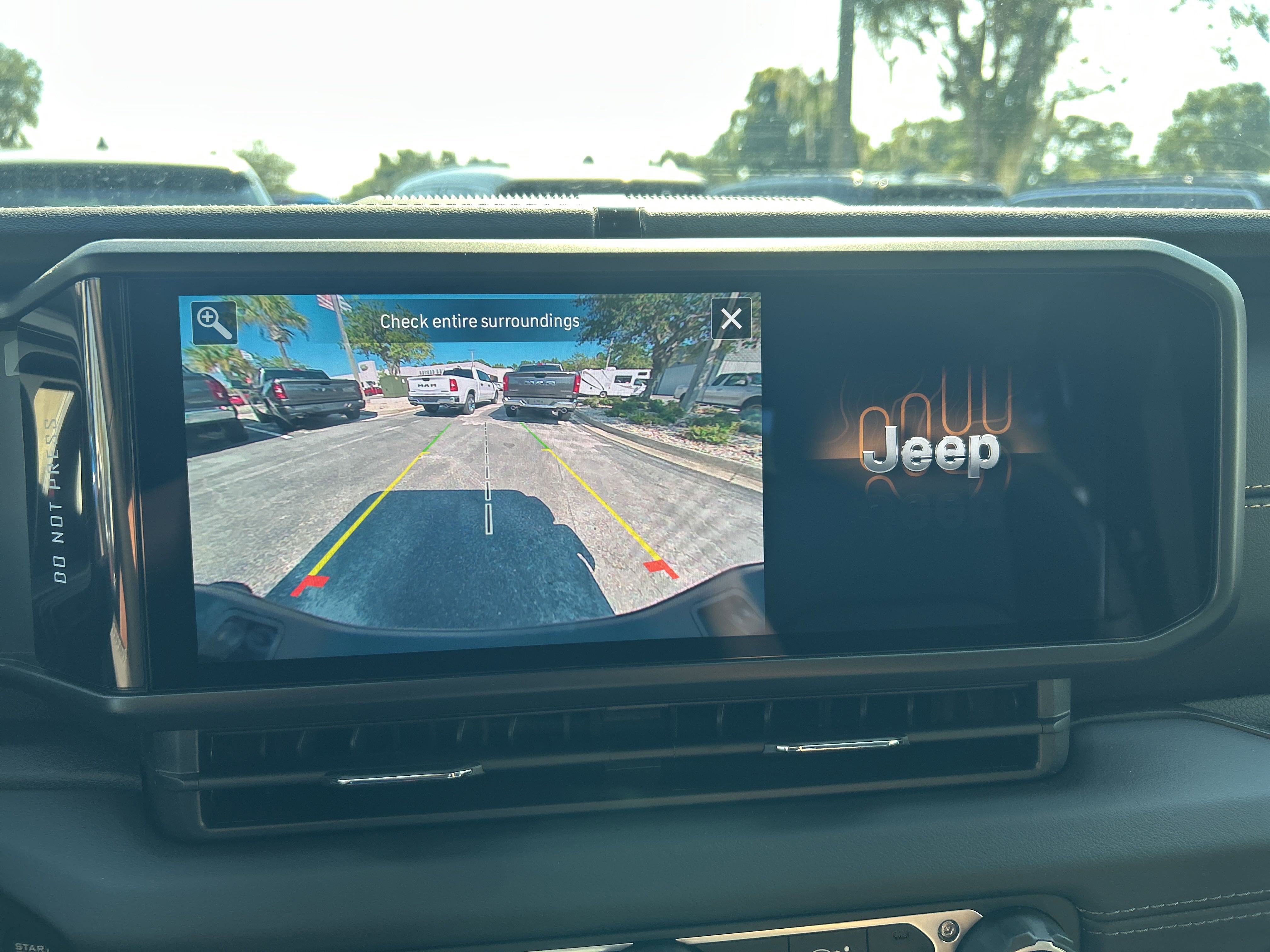 New 2025 Jeep Gladiator Sport image 50