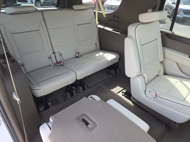 New 2026 GMC Yukon XL Denali w/ Denali Reserve Package AWD/4WD image 35