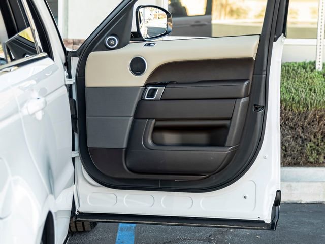 Used 2018 Land Rover Range Rover Sport HSE image 27