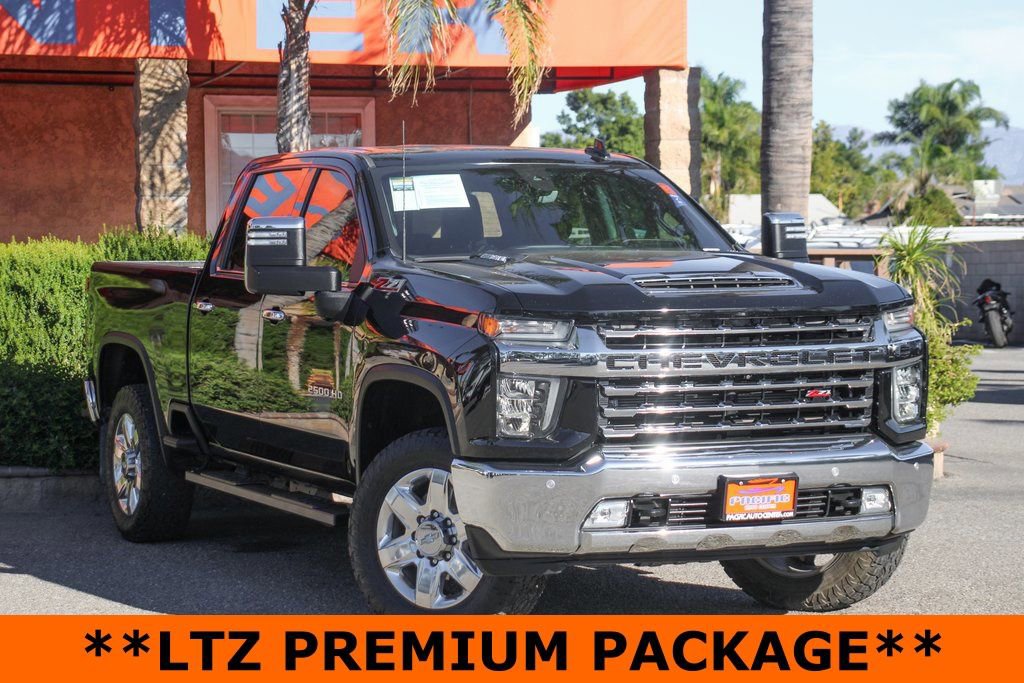 Used 2020 Chevrolet Silverado 2500 LTZ w/ LTZ Premium Package image 2