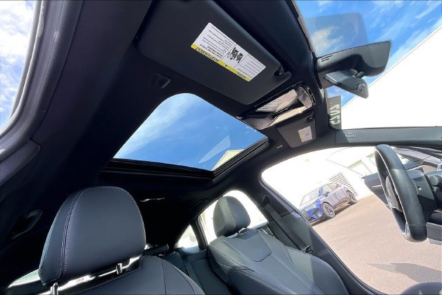 Used 2025 BMW i4 eDrive40 w/ M Sport Package RWD image 23