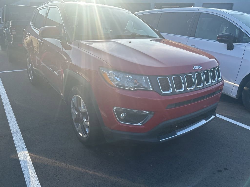 Used 2020 Jeep Compass Limited AWD/4WD image 3