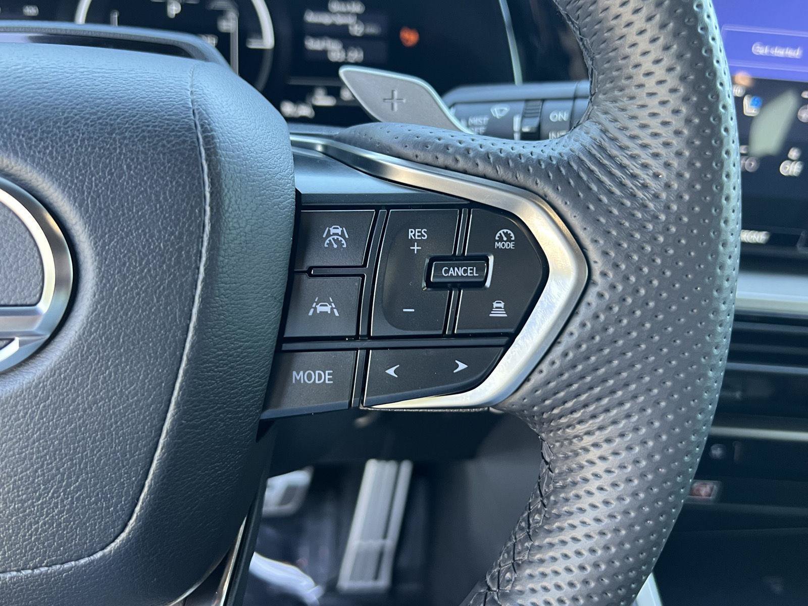 Used 2024 Lexus TX 500h AWD w/ Technology Package image 32