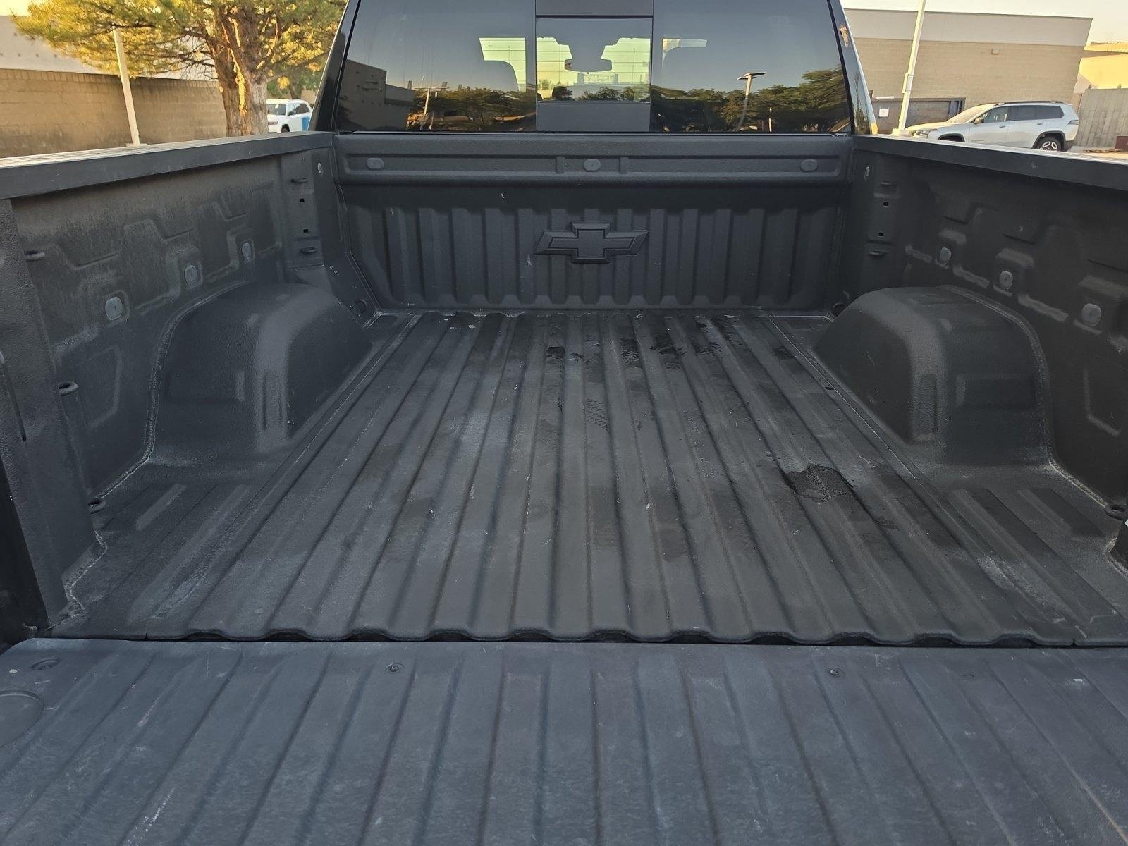 Used 2024 Chevrolet Silverado 1500 LT Trail Boss w/ LT Trail Boss Premium Package AWD/4WD image 34