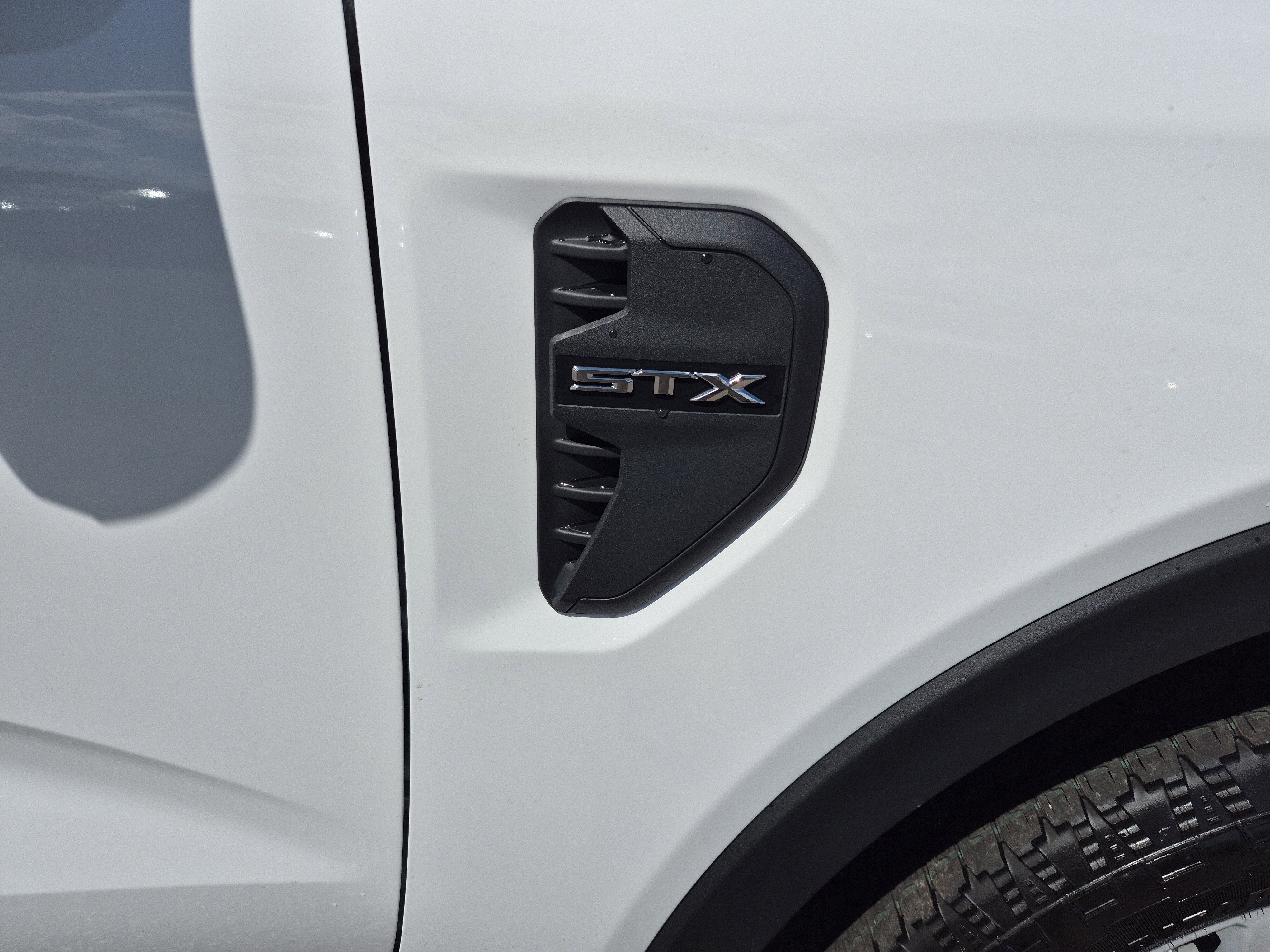 New 2025 Ford Ranger XL image 8