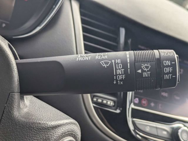 Used 2020 Chevrolet Trax LT image 27