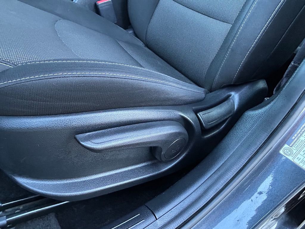 Used 2023 Kia Forte LXS image 15