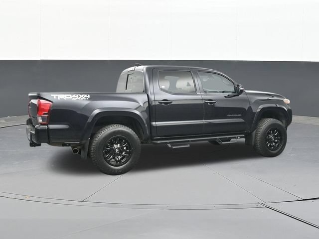 Used 2019 Toyota Tacoma TRD Sport w/ Technology Package AWD/4WD image 15