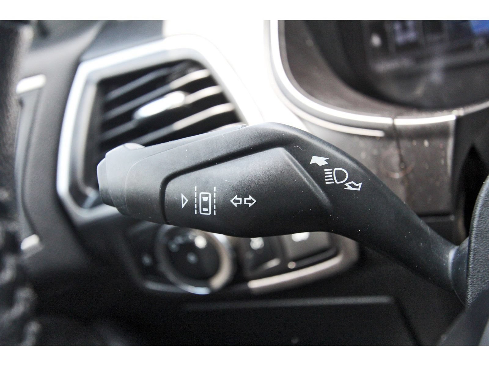 Used 2024 Ford Edge SEL AWD/4WD image 22