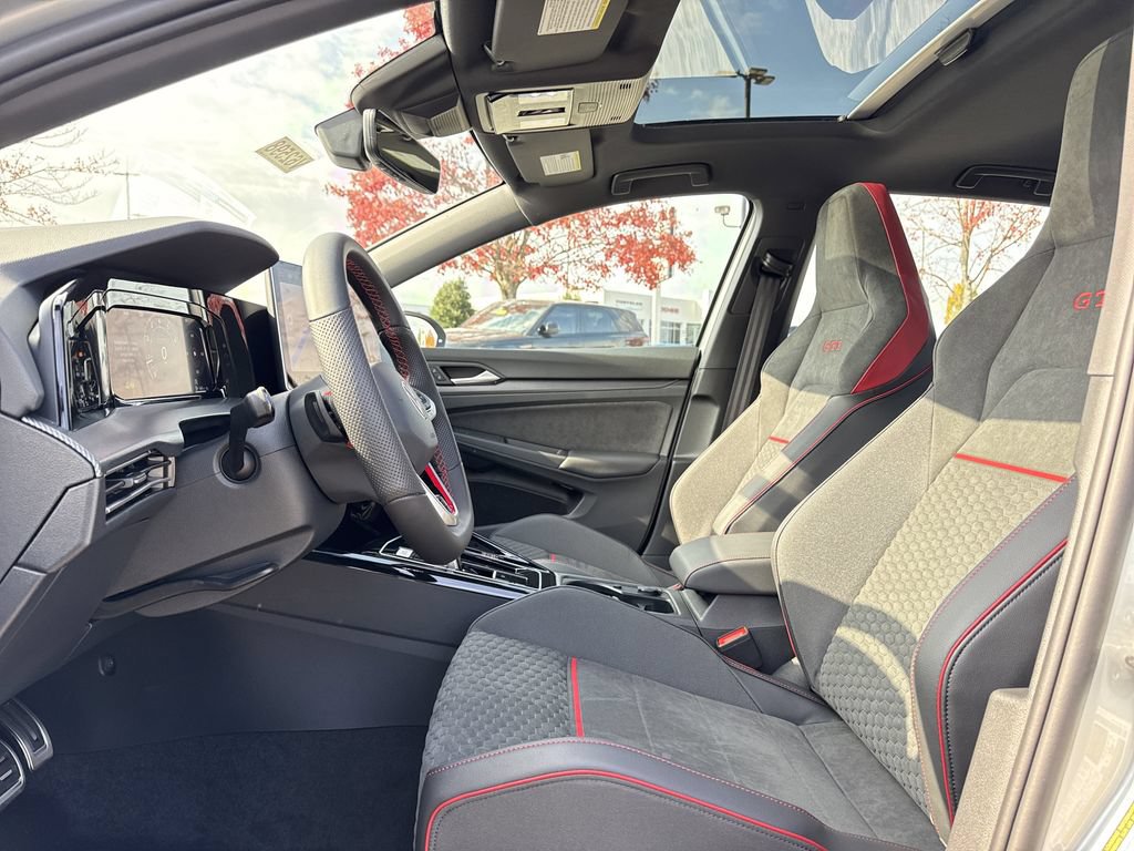New 2026 Volkswagen GTI SE FWD image 11