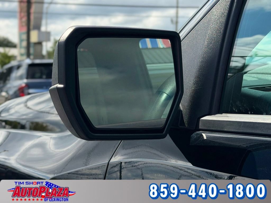 Used 2024 Chevrolet Colorado Trail Boss w/ Advanced Trailering Package AWD/4WD image 13