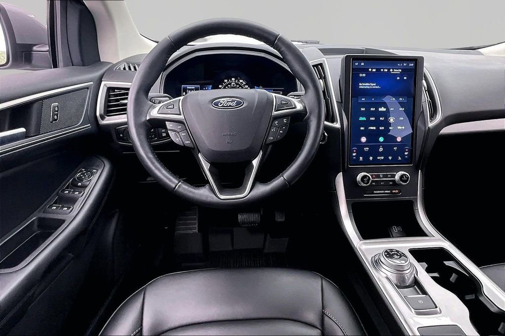 Certified 2024 Ford Edge SEL w/ Convenience Package AWD/4WD image 5