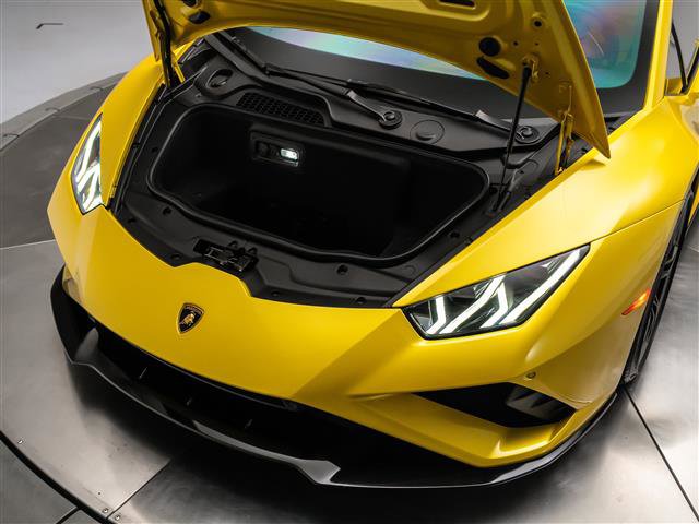 Used 2020 Lamborghini Huracan EVO image 36