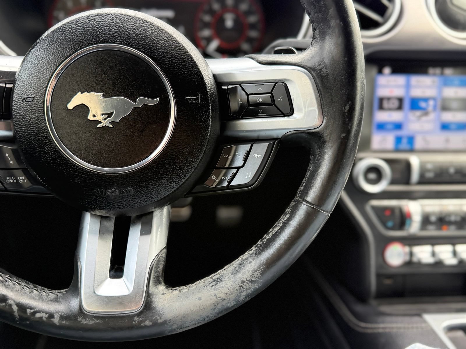 Used 2019 Ford Mustang Premium w/ Equipment Group 201A RWD image 27